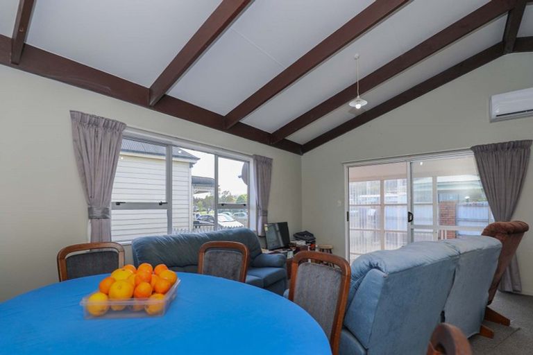 Photo of property in 227 Whitaker Street, Te Aroha, 3320
