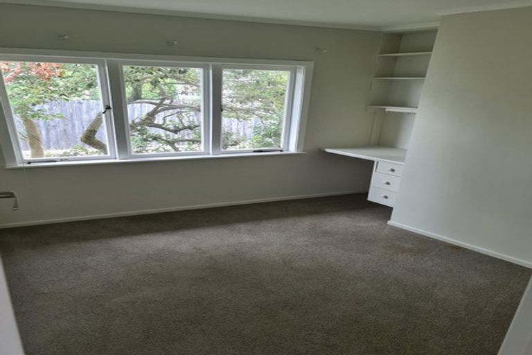 Photo of property in 43 Shirley Avenue, Papakura, 2110