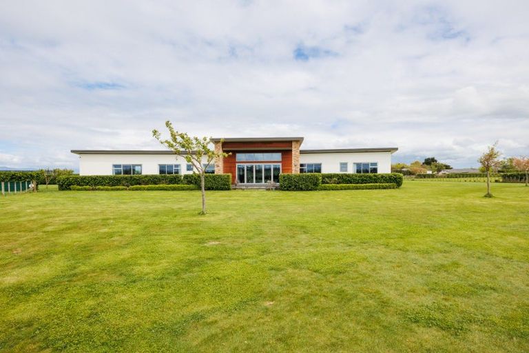 Photo of property in 171 Oroua Road, Kairanga, Palmerston North, 4475
