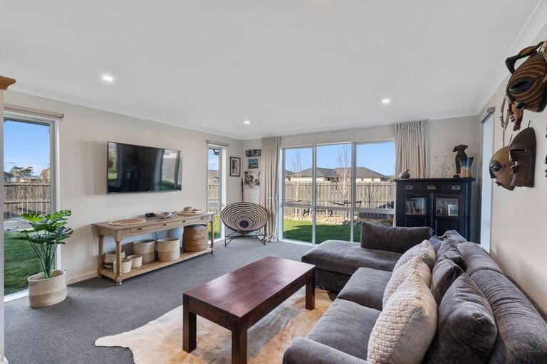 Photo of property in 5 Cressy Place, Darfield, 7510