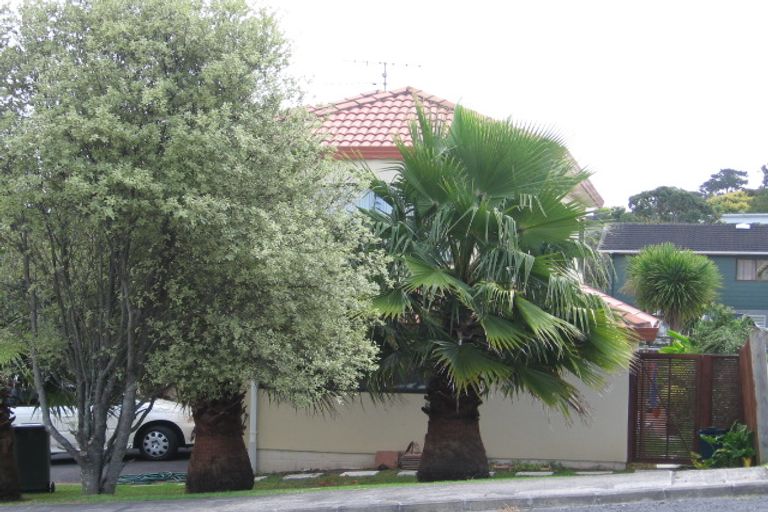 Photo of property in 1/9 Kenmure Avenue, Forrest Hill, Auckland, 0620