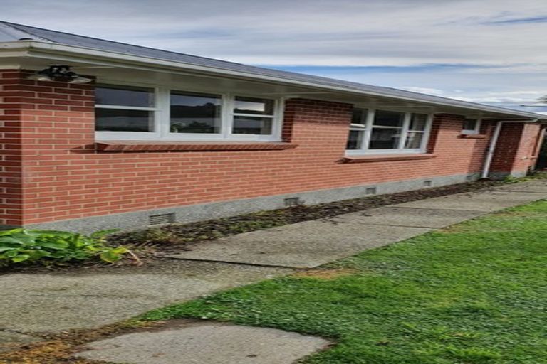 Photo of property in 158 Stokes Valley Road, Stokes Valley, Lower Hutt, 5019