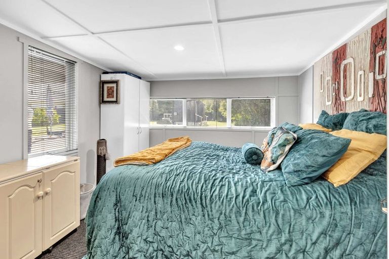 Photo of property in 9c Milne Street, Hunterville, 4730