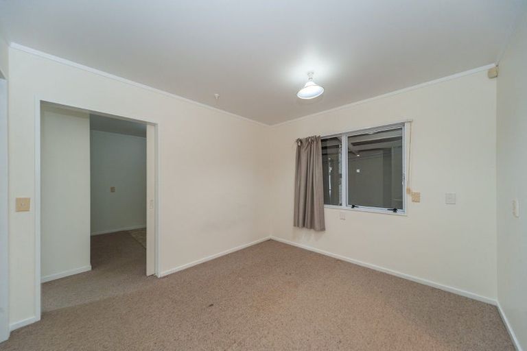 Photo of property in 2 Macalister Place, Miramar, Wellington, 6022