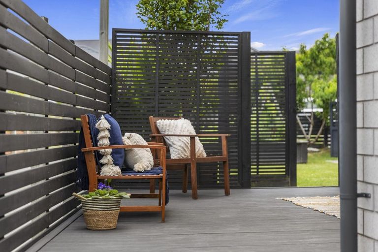 Photo of property in 28 Puhirake Crescent, Pyes Pa, Tauranga, 3112