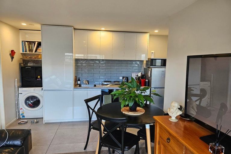 Photo of property in 4 Bellamont Street, Kumeu, 0810