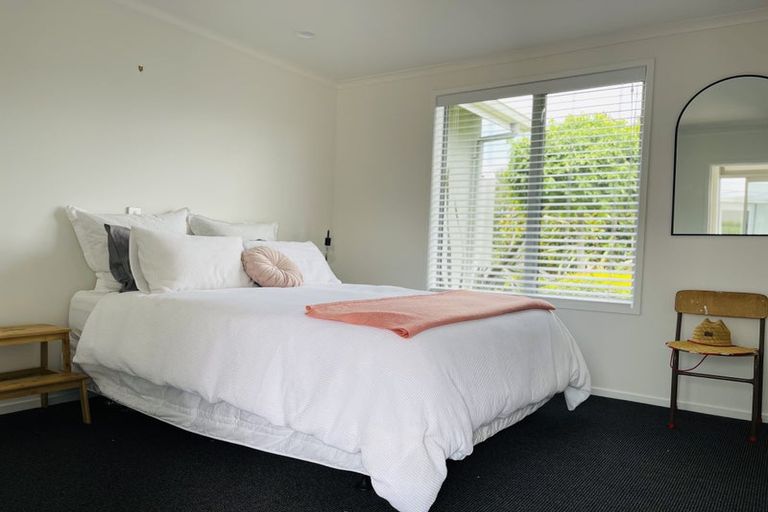 Photo of property in 26 Montgomery Crescent, Kinloch, Taupo, 3377