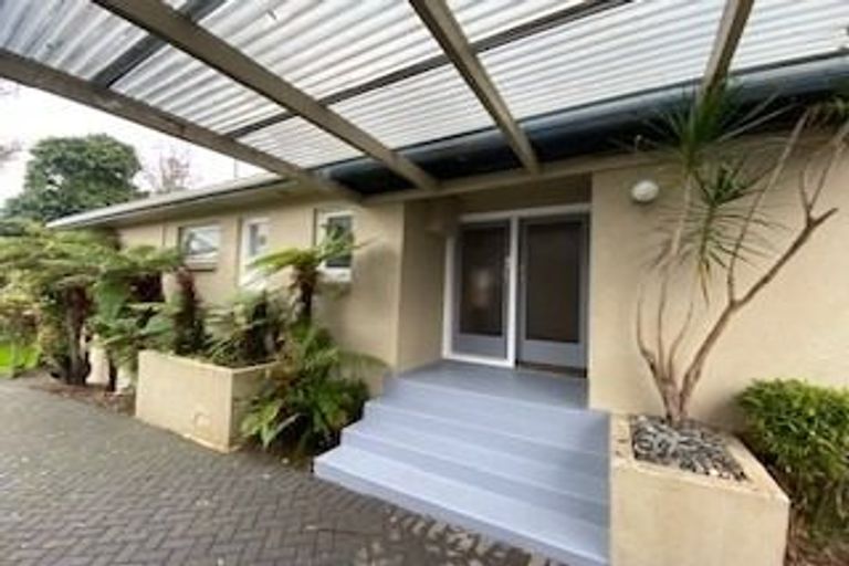 Photo of property in 269 River Road, Claudelands, Hamilton, 3214