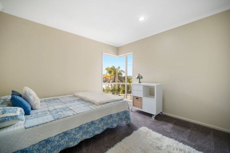 Photo of property in 54 Gold Street, Albany Heights, Auckland, 0632