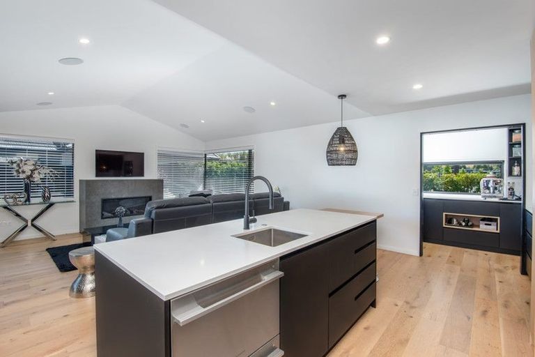 Photo of property in 87 Wingatui Road, Mosgiel, 9024