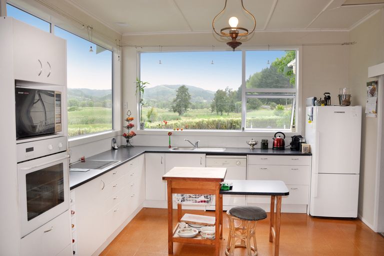 Photo of property in 805 Woodcocks Road, Kaipara Flats, Warkworth, 0981
