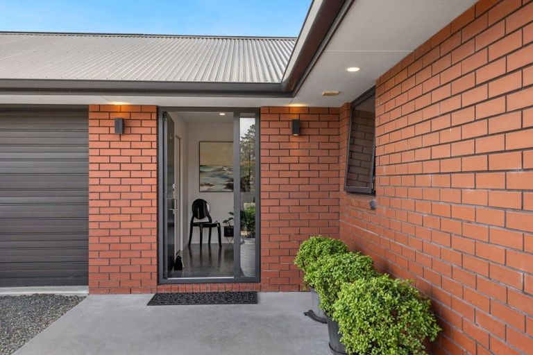 Photo of property in 262a Waimate Road North, Kerikeri, 0293