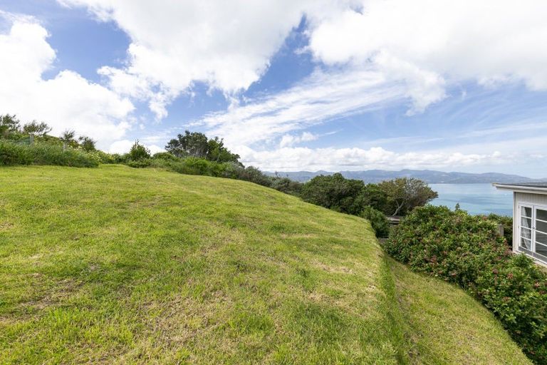 Photo of property in 109 Black Rock Road, Newlands, Wellington, 6037