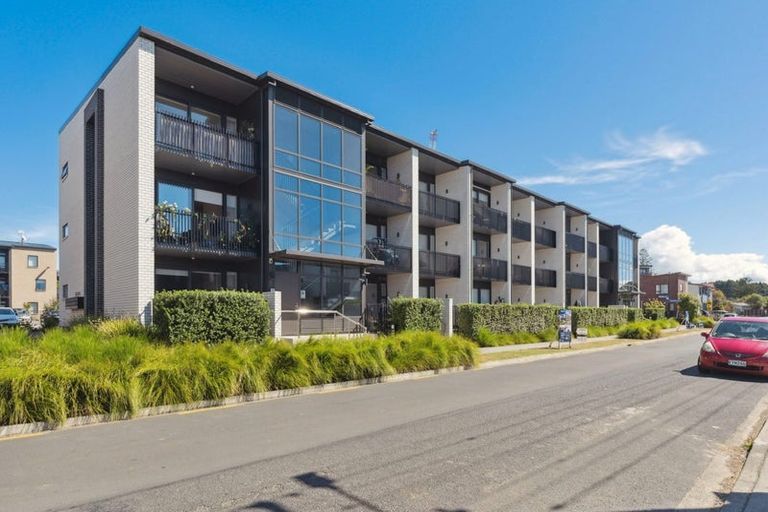 Photo of property in 206/38e Fraser Avenue, Northcote, Auckland, 0627