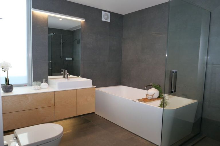 Photo of property in 384d Kapiti Road, Paraparaumu Beach, Paraparaumu, 5032