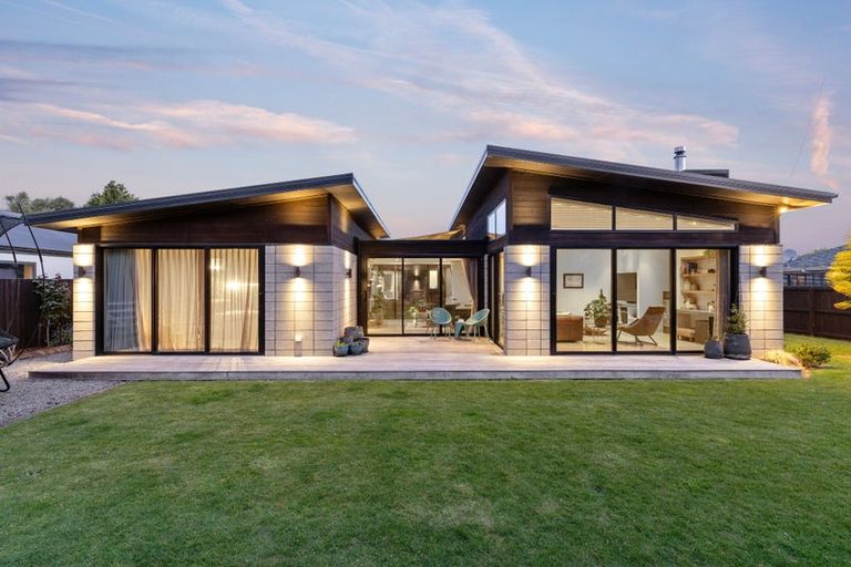 Photo of property in 411 Wigram Road, Halswell, Christchurch, 8025