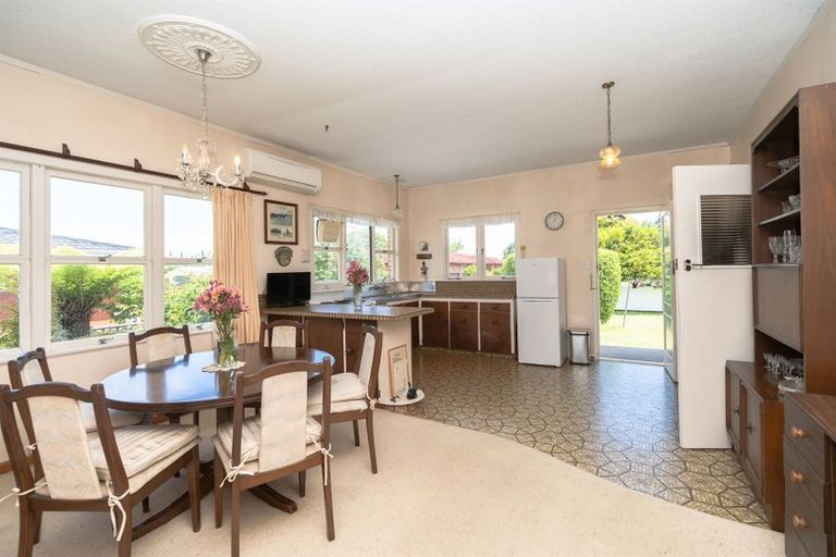 Photo of property in 63 Braid Road, St Andrews, Hamilton, 3200