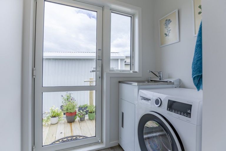 Photo of property in 12e Johnson Street, Waipawa, 4210