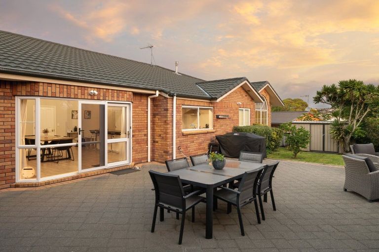 Photo of property in 7 Guernsey Place, Grandview Heights, Hamilton, 3200