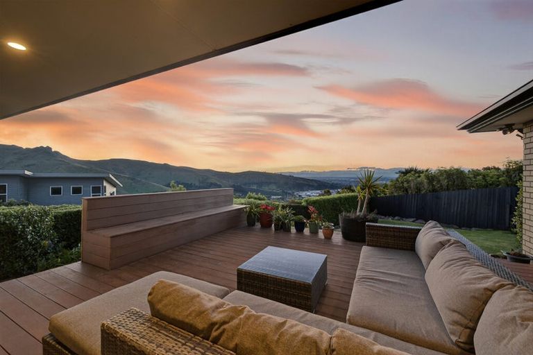 Photo of property in 46 Rockview Place, Mount Pleasant, Christchurch, 8081