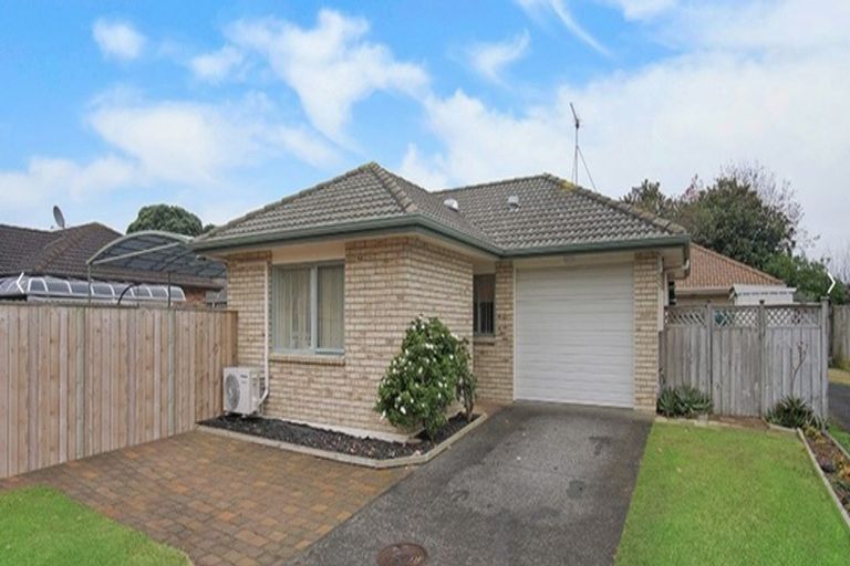 Photo of property in 1/28 Montilla Place, Manurewa, Auckland, 2102
