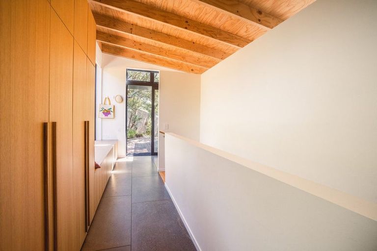 Photo of property in 7 Aranoni Track, Clifton, Christchurch, 8081