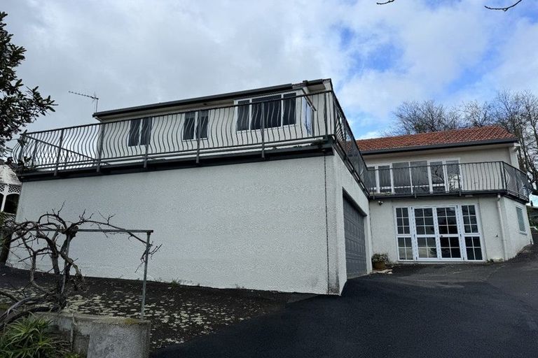 Photo of property in 152 Lake Crescent, Hamilton Lake, Hamilton, 3204