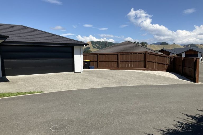 Photo of property in 43 Katania Heights, Brightwater, 7022