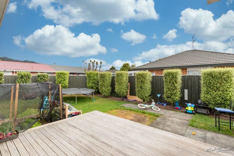 Photo of property in 18 Ebdentown Street, Ebdentown, Upper Hutt, 5018