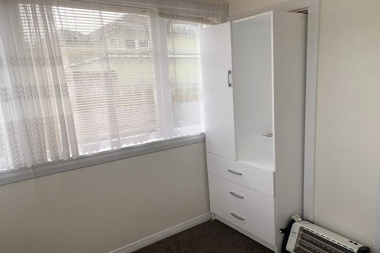 Photo of property in 68 Main Road, Titahi Bay, Porirua, 5022