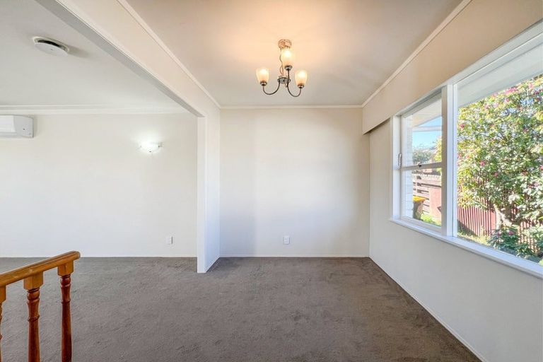 Photo of property in 1/12 Meadway, Sunnyhills, Auckland, 2010