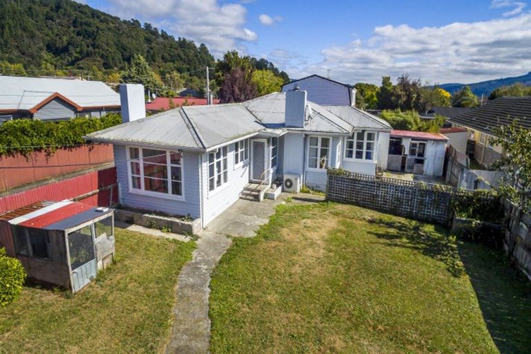 Photo of property in 65 Lane Street, Wallaceville, Upper Hutt, 5018
