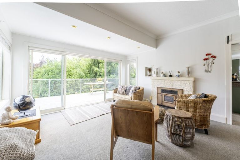 Photo of property in 8 London Street, Hampden, 9410