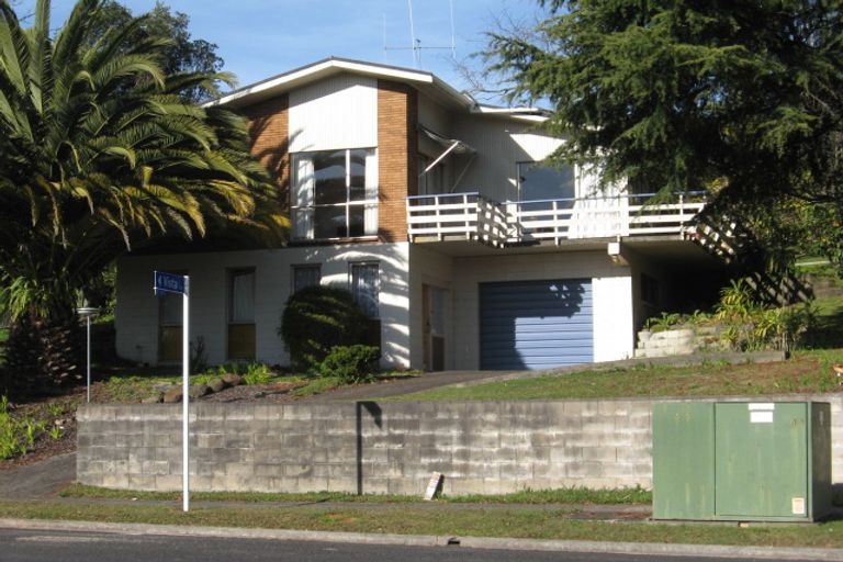 Photo of property in 16 Garthwood Road, Hillcrest, Hamilton, 3216