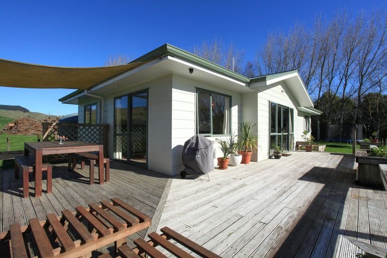 Photo of property in 44 Matakotea Road, Raglan, 3295
