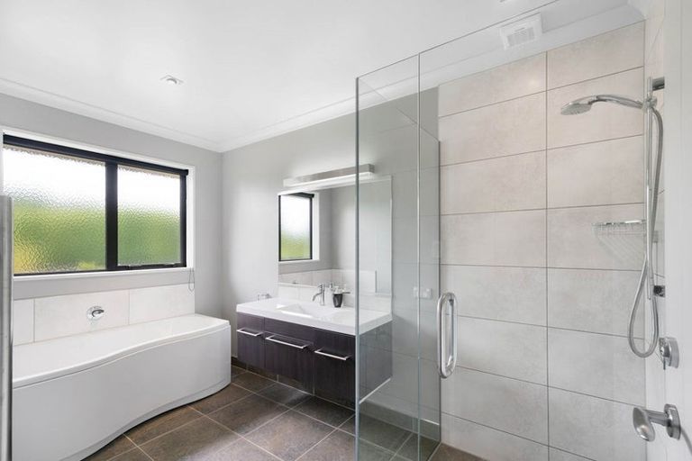 Photo of property in 8 Devine Drive, Rolleston, Christchurch, 7678