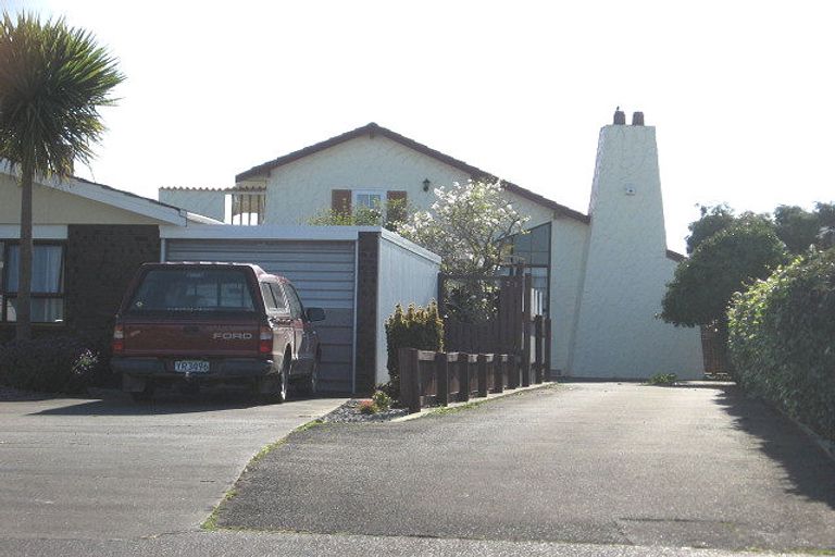 Photo of property in 8 Antrim Place, Springvale, Whanganui, 4501