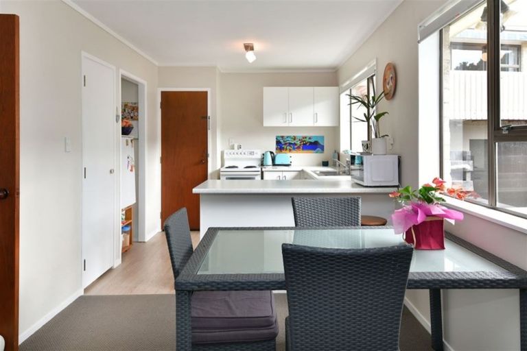 Photo of property in 2/438 Hibiscus Coast Highway, Orewa, 0931