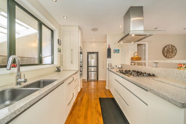 Photo of property in 31 Kashmir Avenue, Clouston Park, Upper Hutt, 5018