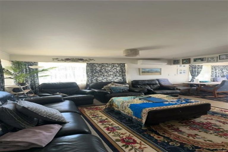 Photo of property in 26 Sunvue Road, Glen Eden, Auckland, 0602