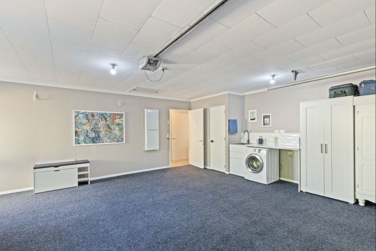Photo of property in 1/122 Clawton Street, Westown, New Plymouth, 4310