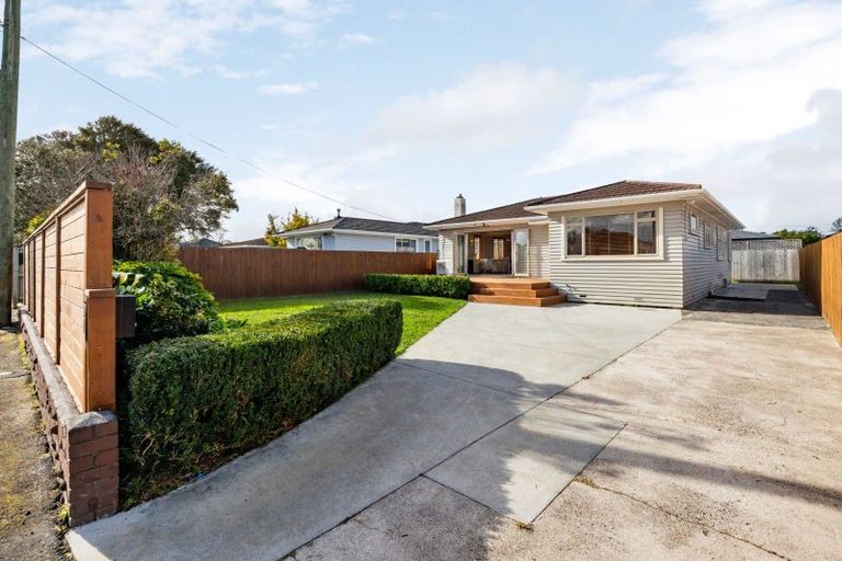 Photo of property in 10 Portal Crescent, Beerescourt, Hamilton, 3200