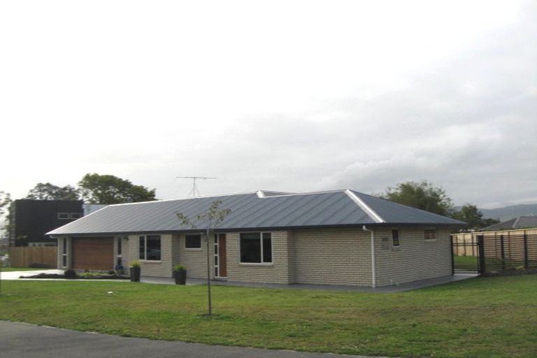 Photo of property in 7 Irwin Logan Drive, Mosgiel, 9024