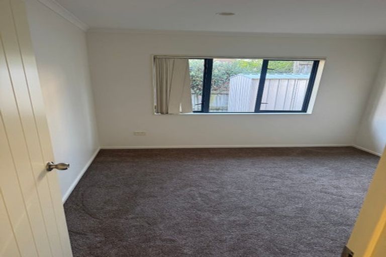 Photo of property in 2 Deerfield Place, Flat Bush, Auckland, 2019