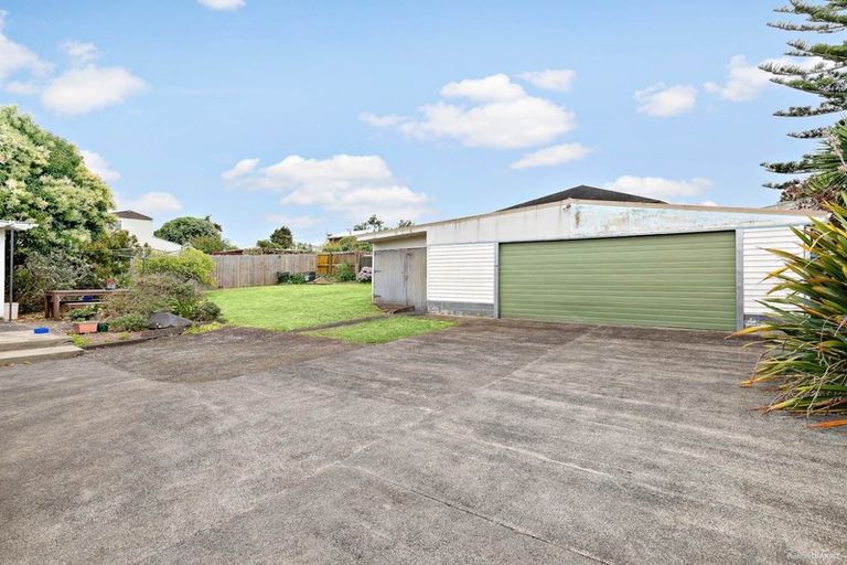 Photo of property in 28 Parry Road, Mount Wellington, Auckland, 1062