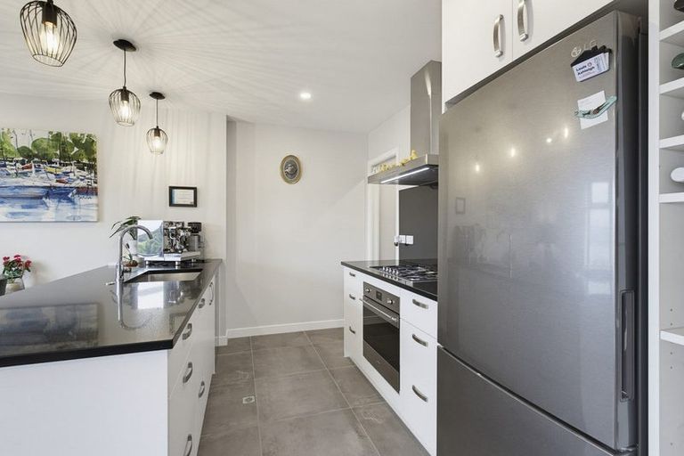 Photo of property in 11 Nanda Way, Khandallah, 6035