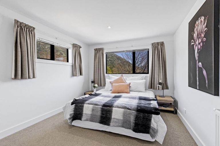 Photo of property in 13 Copper Beech Avenue, Frankton, Queenstown, 9300