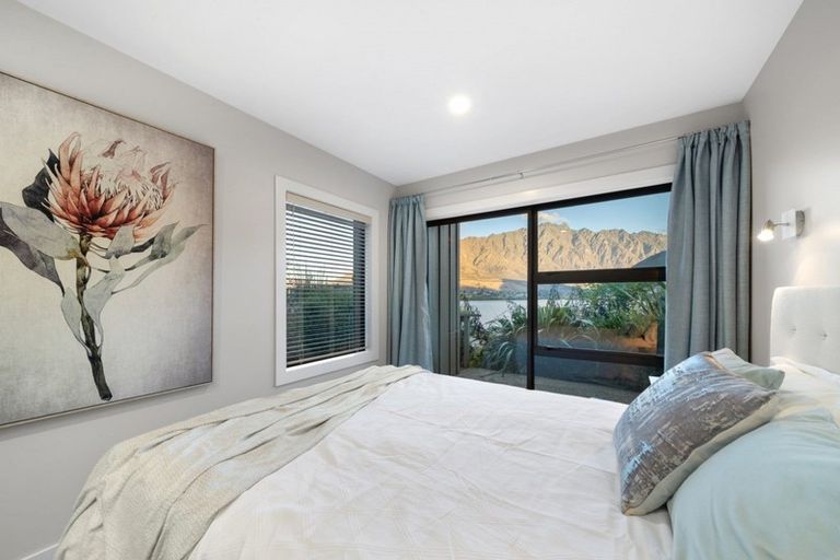 Photo of property in Marina Village, 1/10 Marina Drive, Frankton, Queenstown, 9300