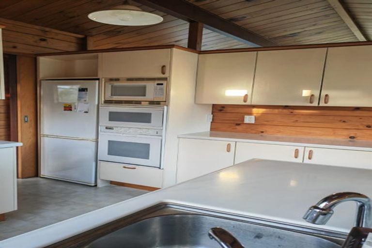 Photo of property in 110 Glamorgan Drive, Torbay, Auckland, 0630
