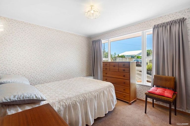 Photo of property in 25a Rodney Street, Howick, Auckland, 2014